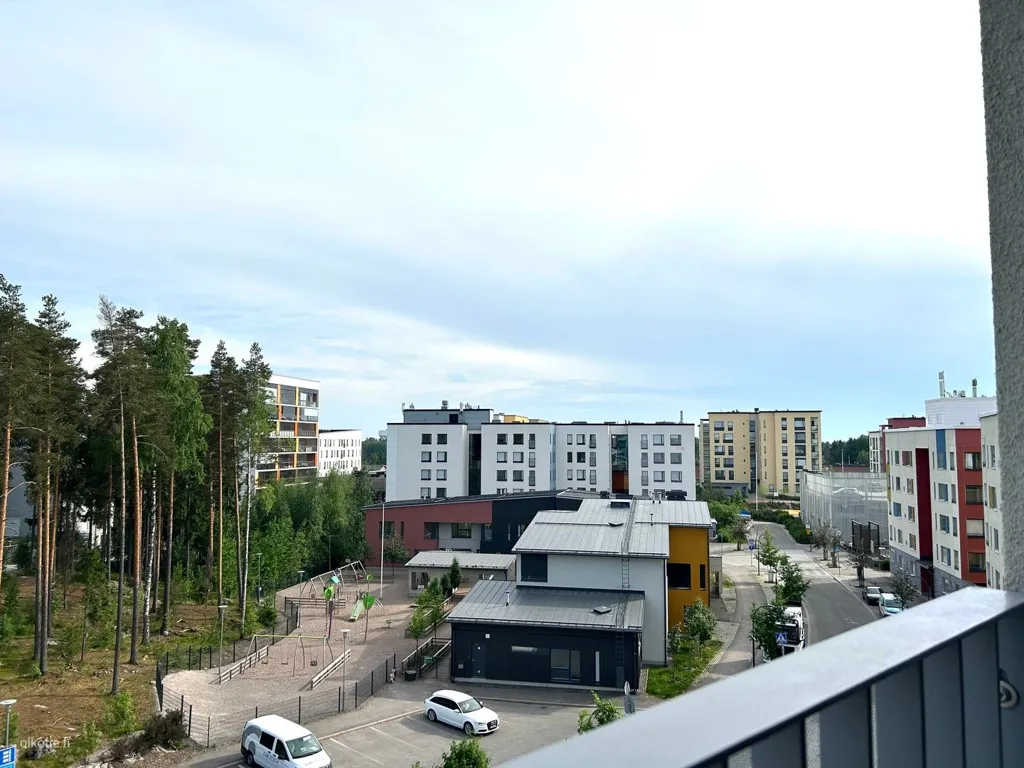 Rõdu - Modern Flat with Balcony in Leinelä, Vantaa