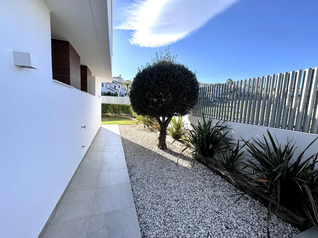 Jardin - Luxury Villa with Pool in Estepona