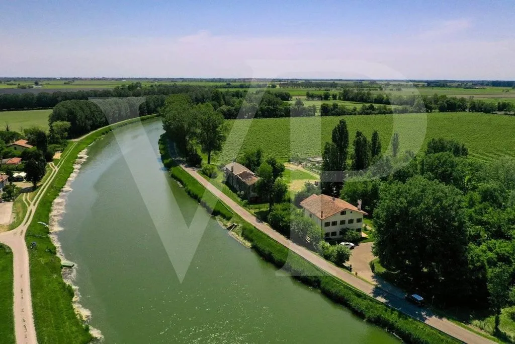 Õhuvaade - Renovated Farmhouse by Canal in Caorle