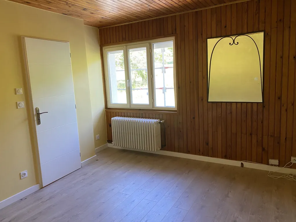 Toad - Renovated Flat with Private Garden in Trevignin