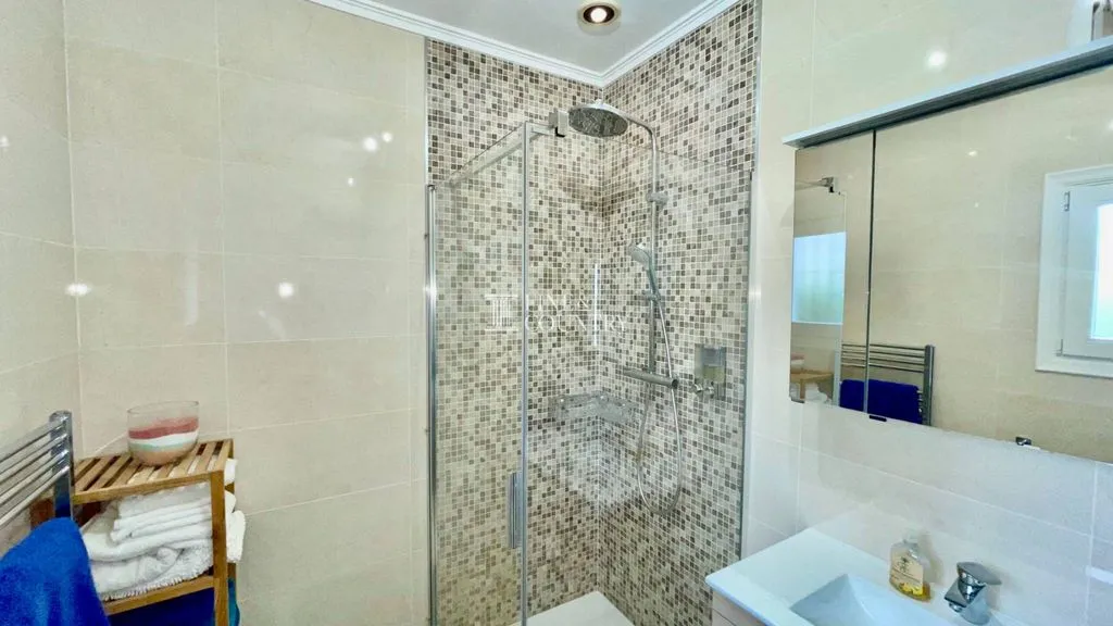 Vannitoad - Modern Villa with Panoramic Views in Pedreguer