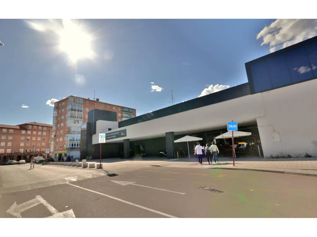 Esterno - Modern Business Premises with Accessibility in Palencia
