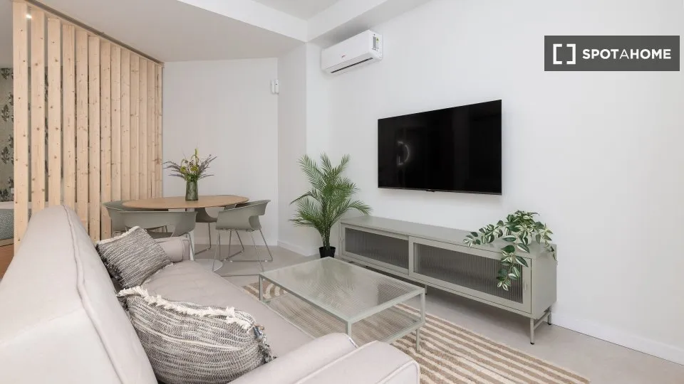 Séjour - Studio with Air Conditioning in Nou Moles, Valencia