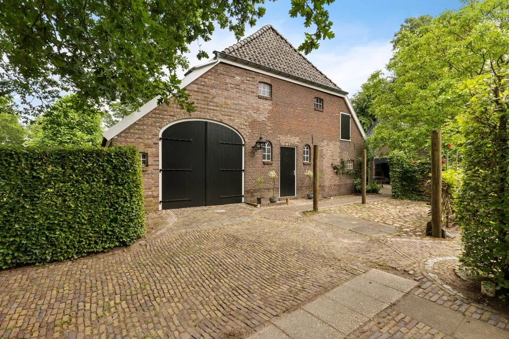 Extérieur - Characterful Farmhouse with Development Potential in Balloo