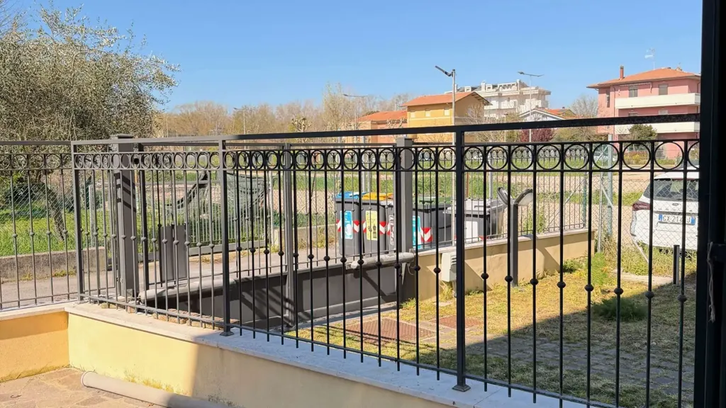 Balcon - Ground Floor Apartment with Private Courtyard in Viserbella