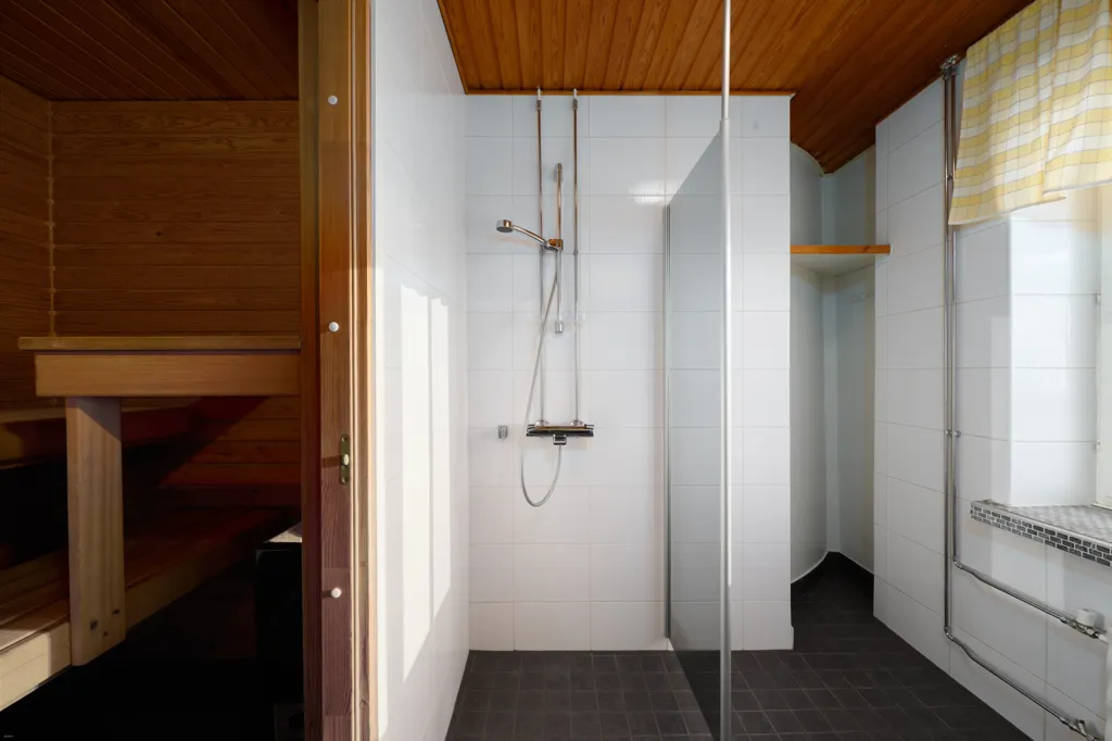 Bagni - Bright End Apartment with Sauna in Karhula, Kotka
