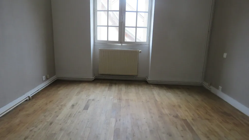 Pièces - Maison en Pierres avec Cour Privée près d'Excideuil