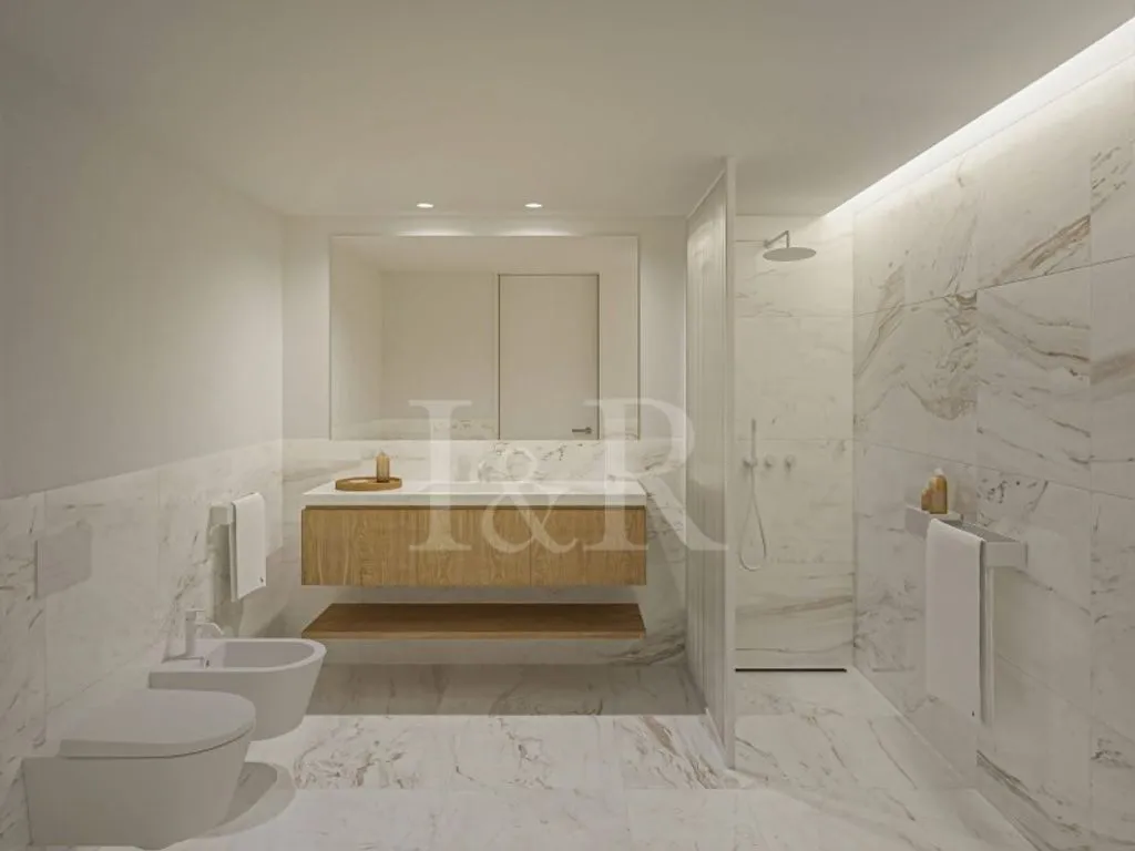 Bagni - Luxury Flat with River View in Alcântara, Lisbon