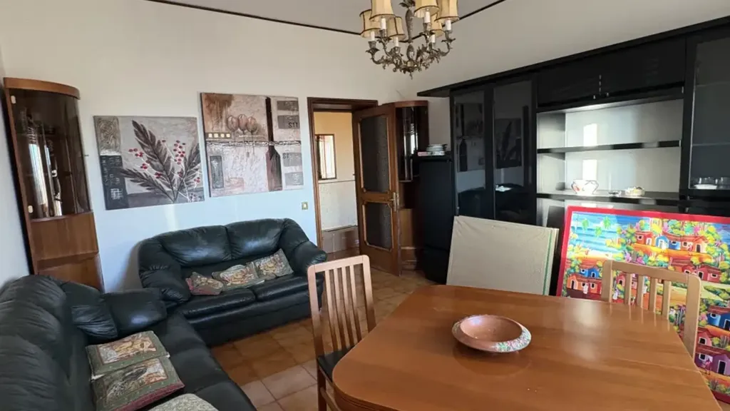Living Room - Bright Trilocale with Sea View in Catanzaro