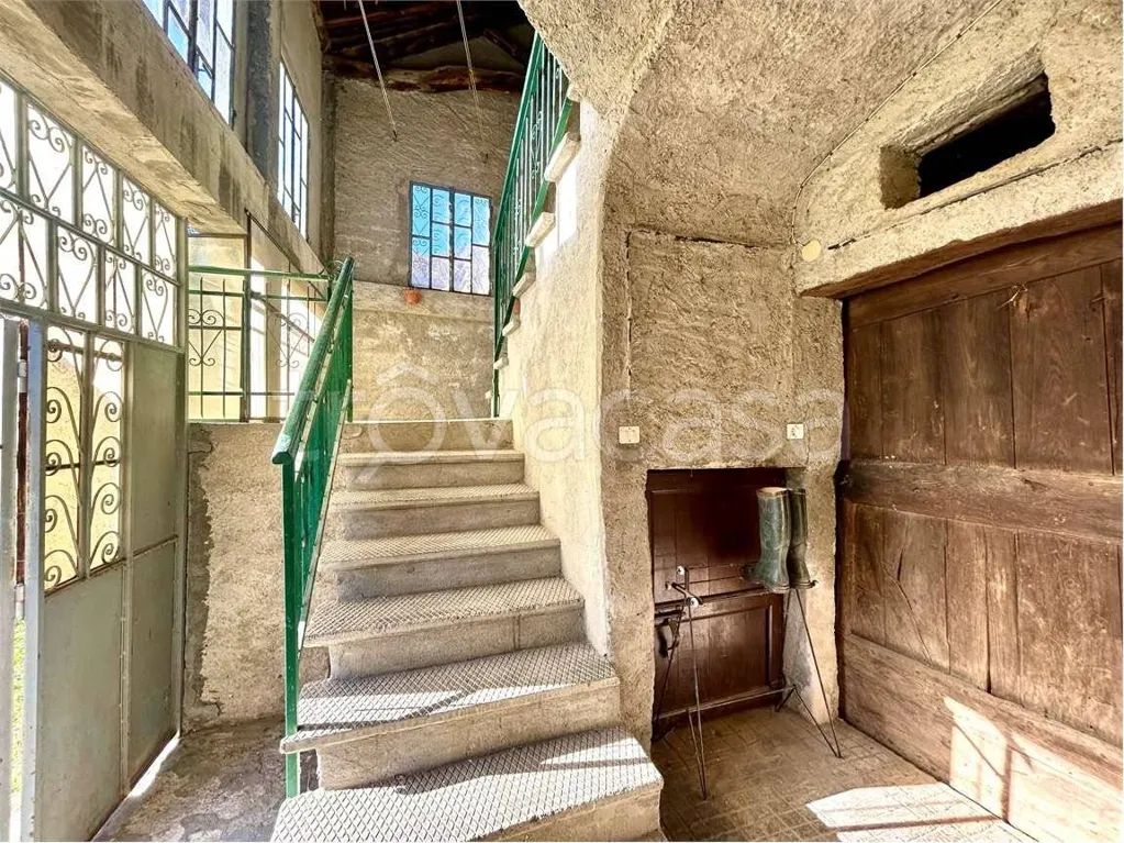 Pièces - Rustic House with Panoramic View in Garessio