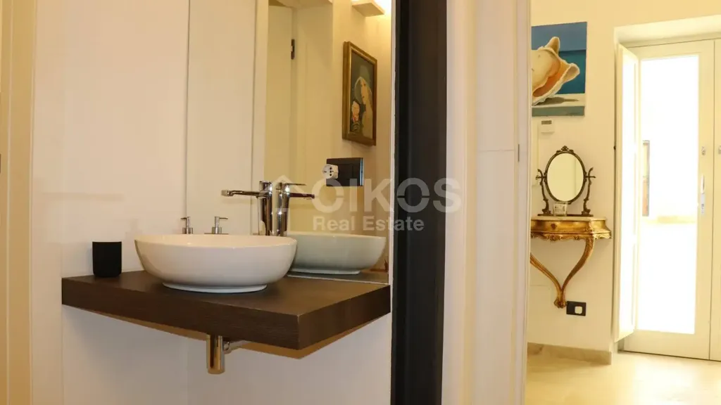 Bathrooms - Restored Townhouse with Terrace in Noto