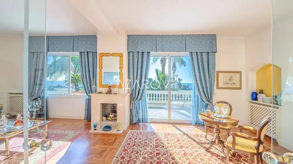 Séjour - Villa with Sea View in Sanremo