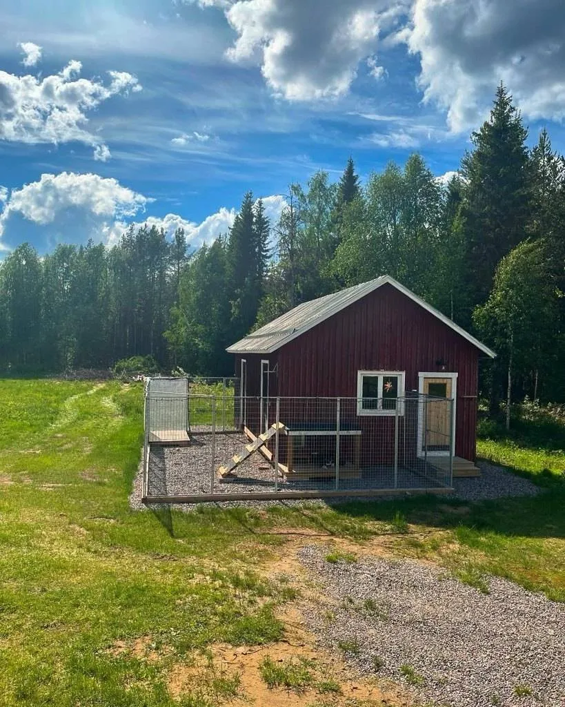 6-toaline maja asukohas Pajala kommun