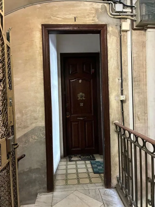hallway_entrance