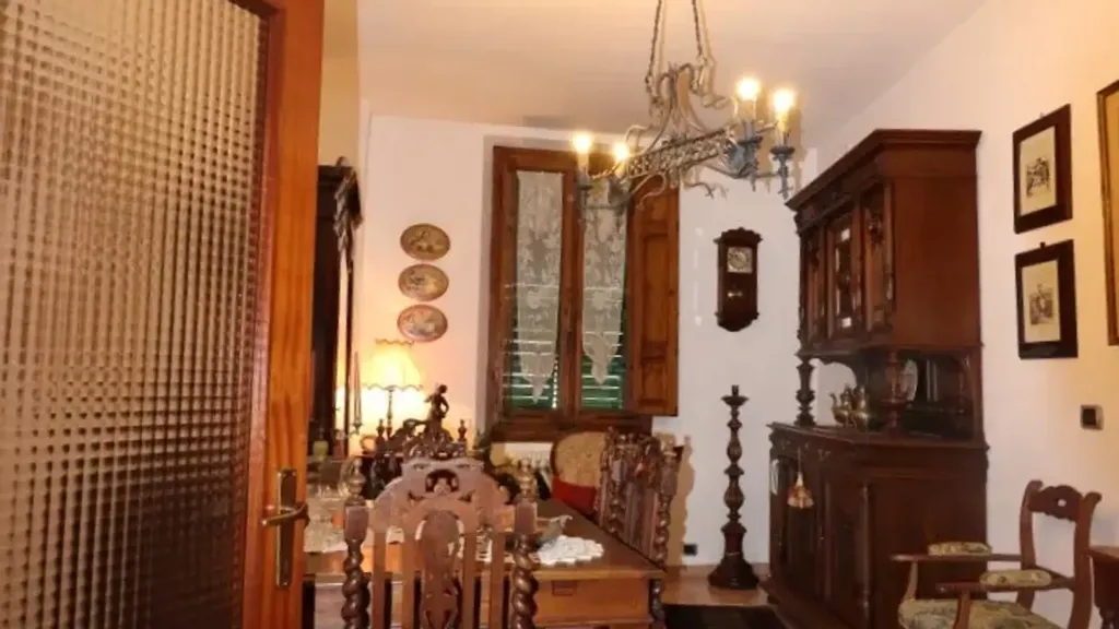 Dining Room - Terraced Villa with Garden in Montevarchi