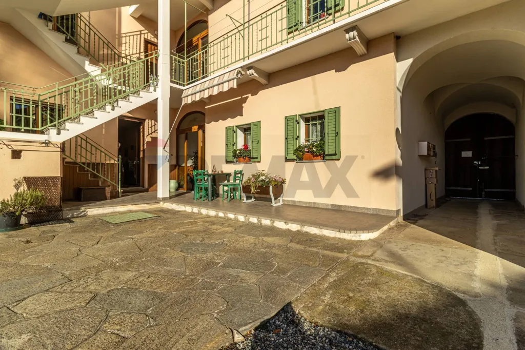 Jardin - Triplex Villa with Garden in Occhieppo Superiore