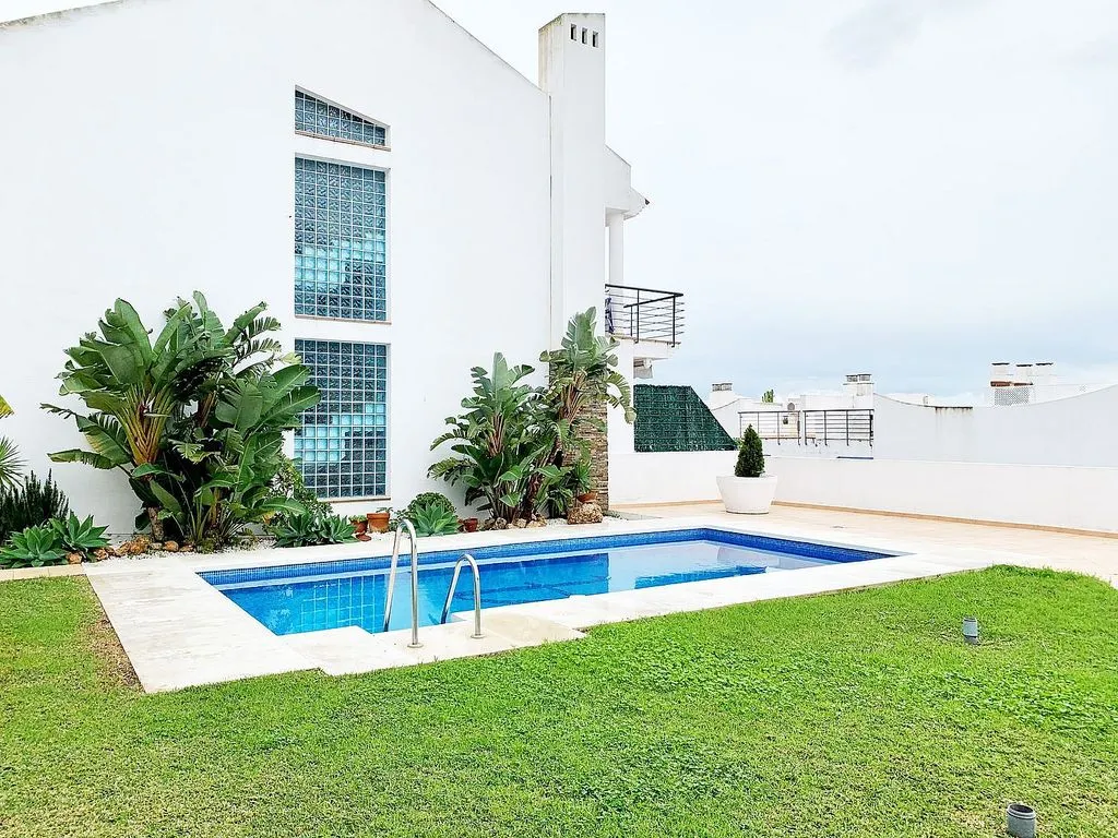 Bassein - Adosado with Pool and Terrace in Torremuelle