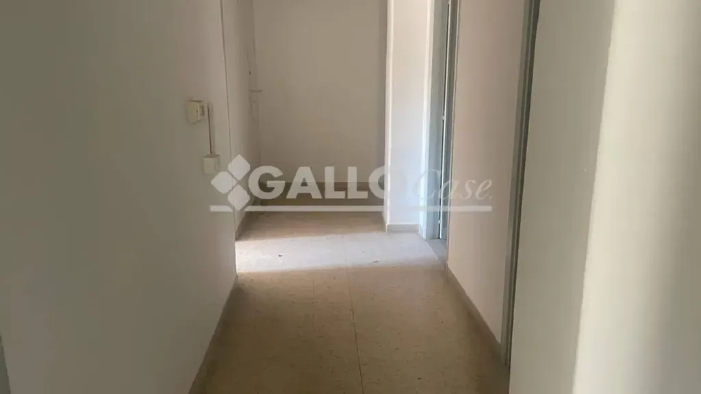 Central Apartment with Balconies in Cosenza