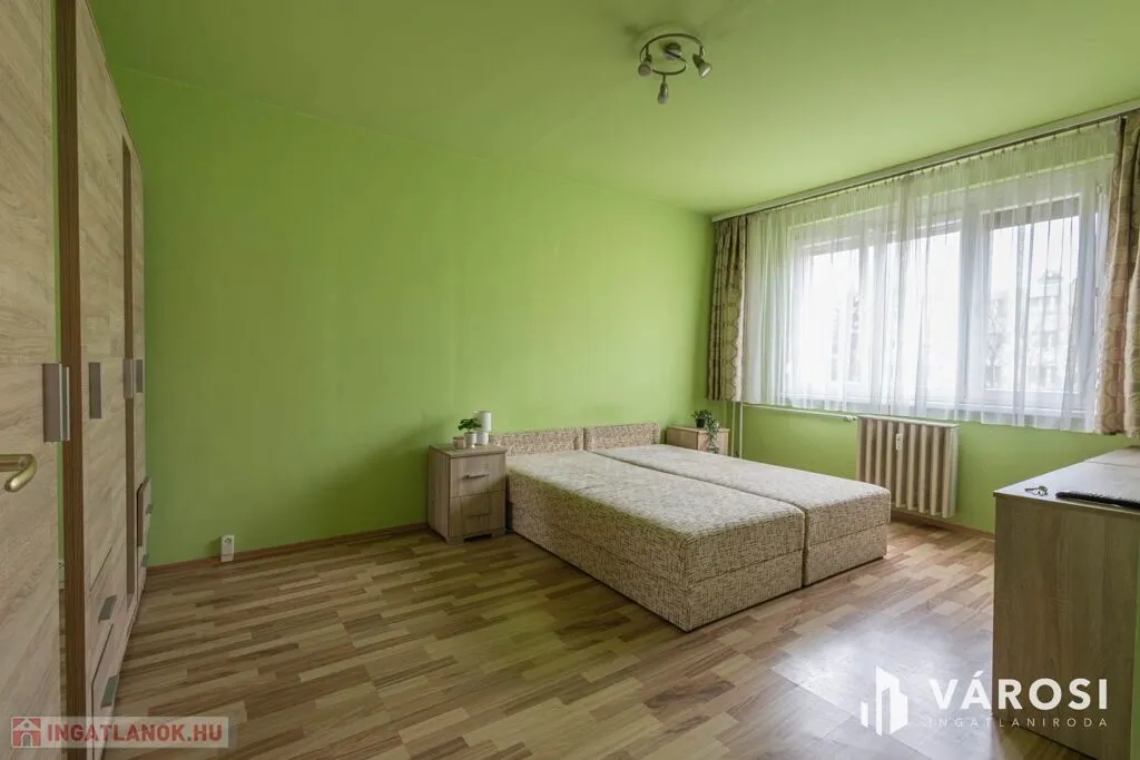 Magamistoad - Panel Flat with Optic Internet in Szeged