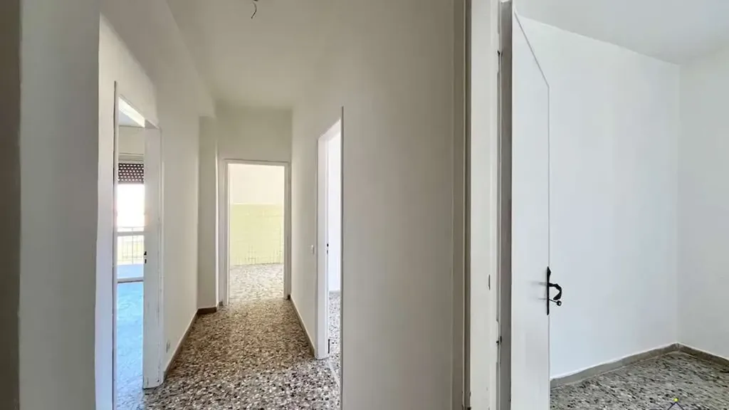 Esik - Apartment with Balcony in Siracusa