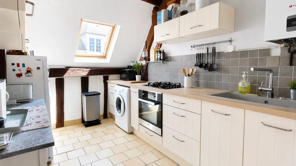 Köök - Charming Flat with Forest Proximity in Épernon