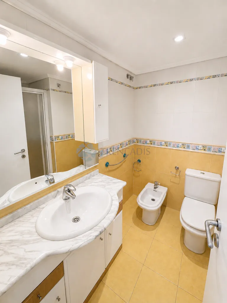 Salles de bain - Apartment with Sea View in El Perellonet