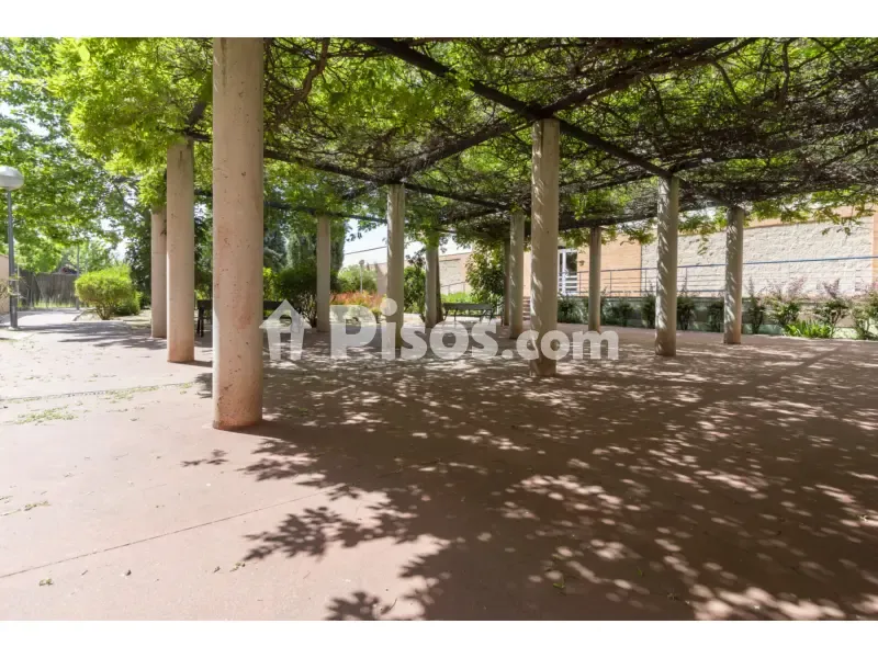 Aed - Furnished Flat with Terrace in Espartales