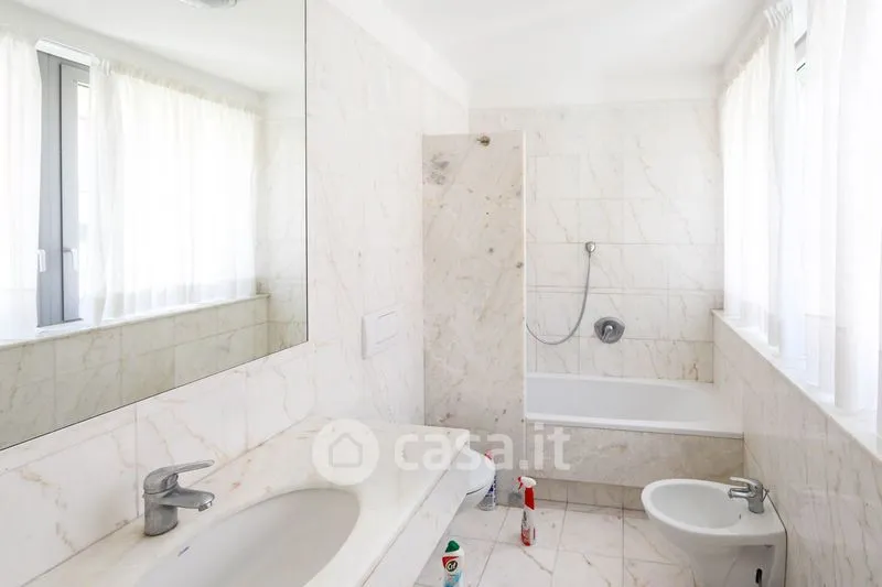 Vannitoad - Modern Penthouse with Rooftop Terrace in Bolzano