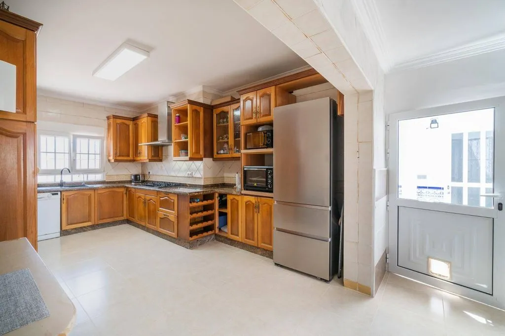 Kitchen - Luxury Villa with Pool in Torrevieja