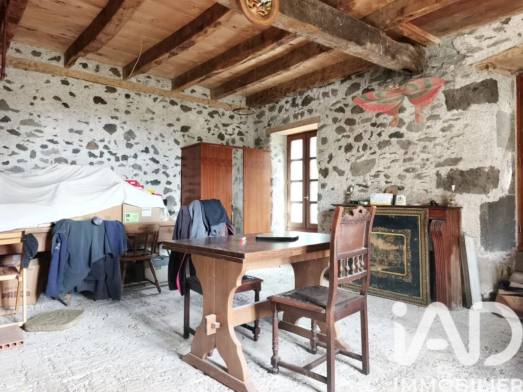 Salle à manger - Maison Traditionnelle avec Jardin à Marmanhac