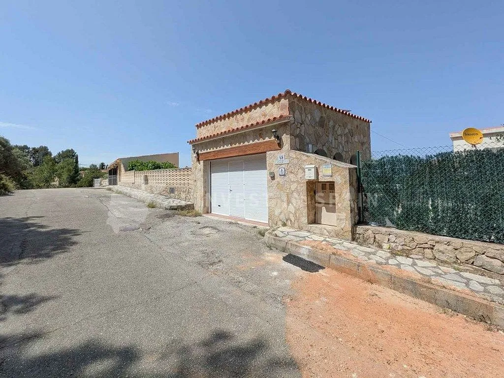 Välivaade - House with Pool and Terrace in La Pedrera