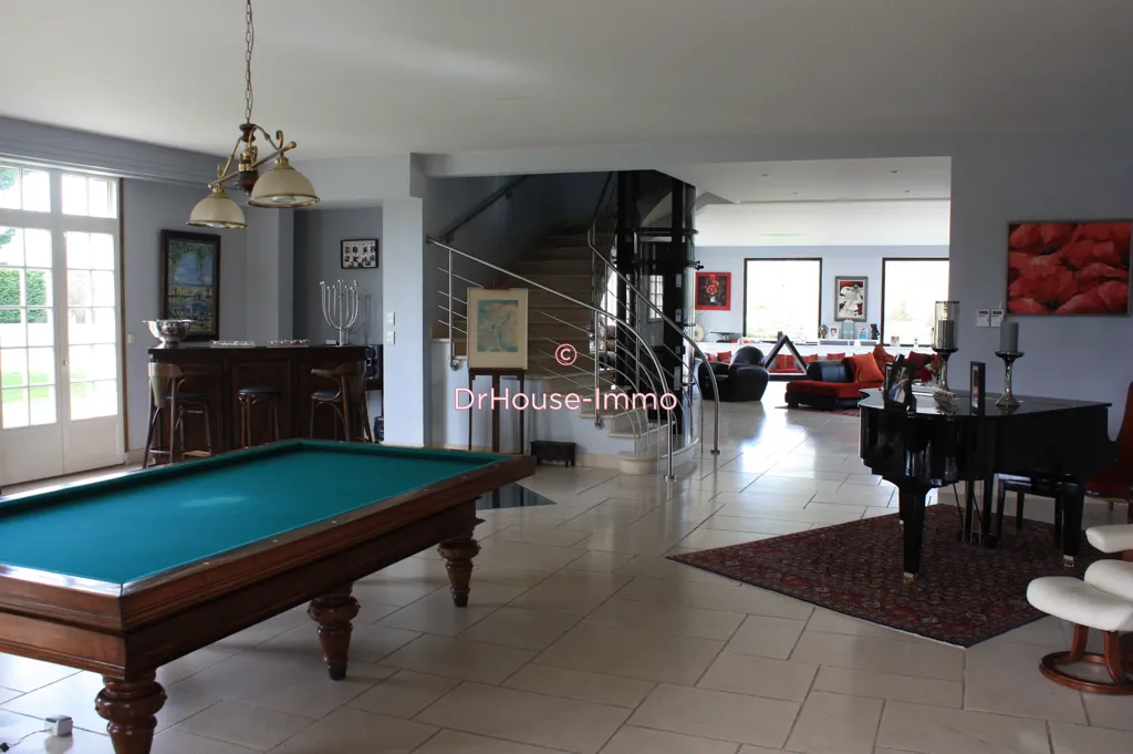 Pièces - Maison de 8 Chambres avec Piscine à Coullons