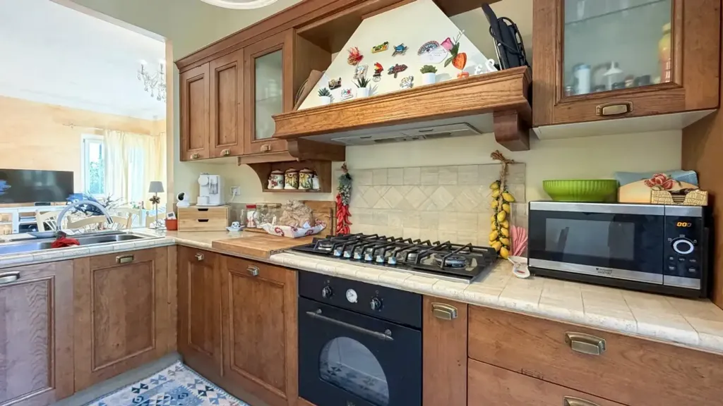 Kitchen - Detached Villa with Dual Apartments in Massarosa