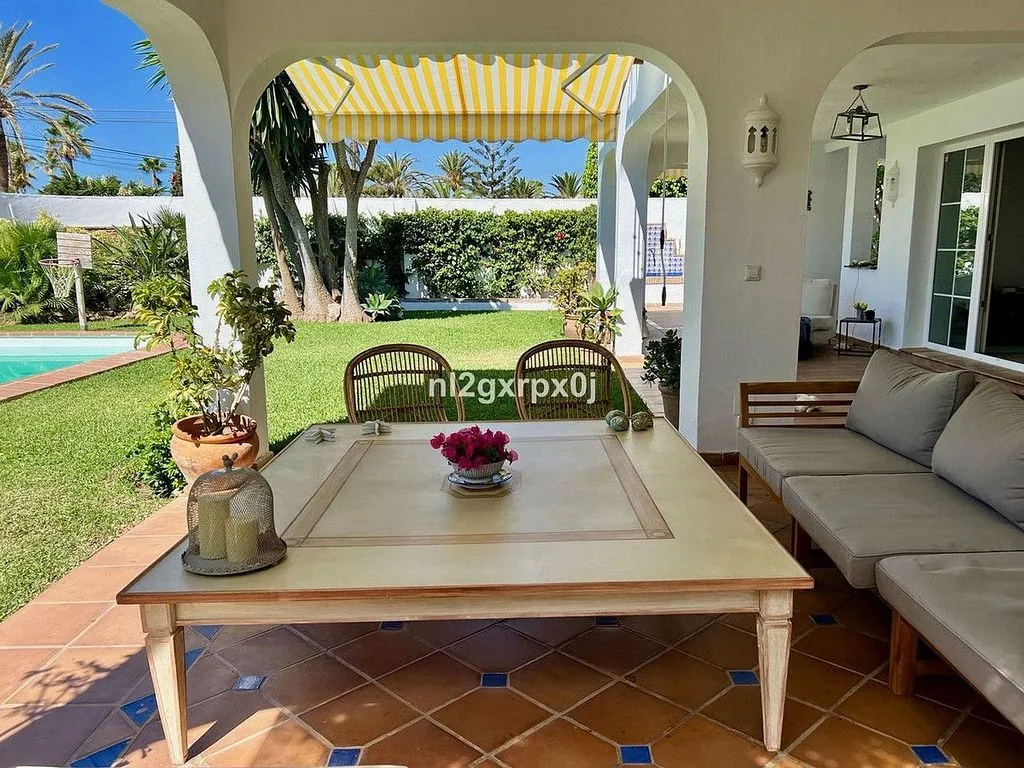 Terrazza - Andalusian Villa with Pool in Marbella