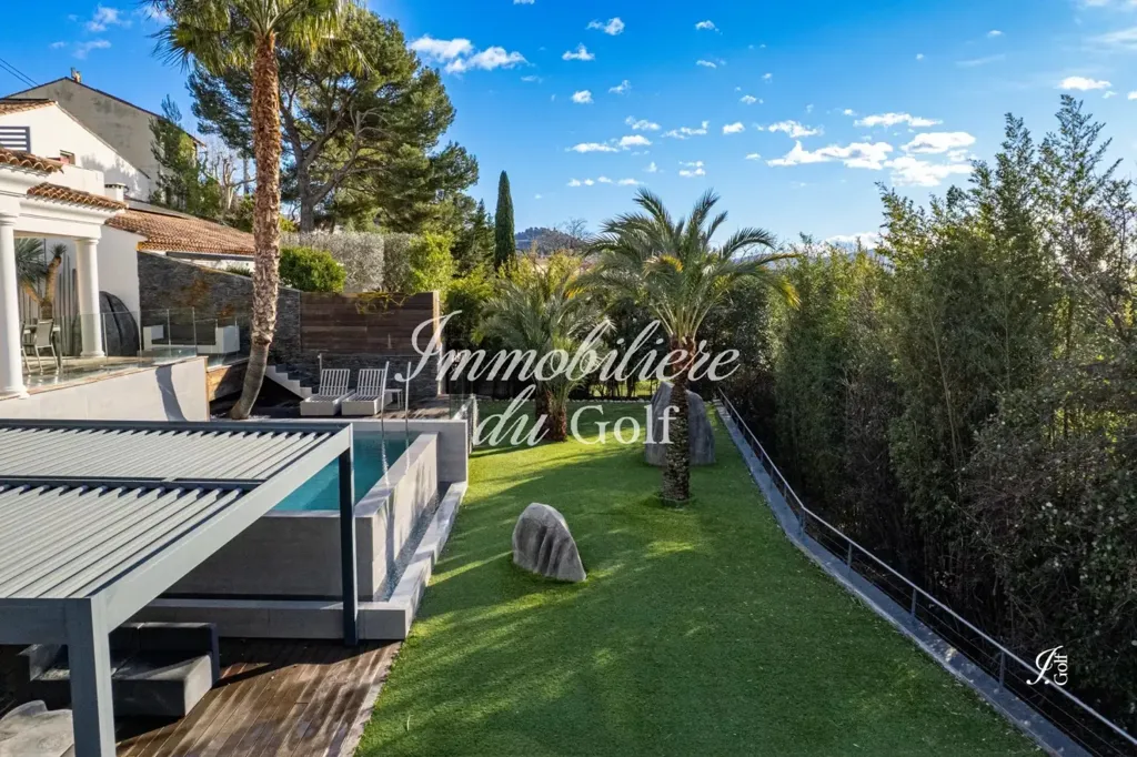 Jardin - Villa Contemporaine avec Piscine à Allauch
