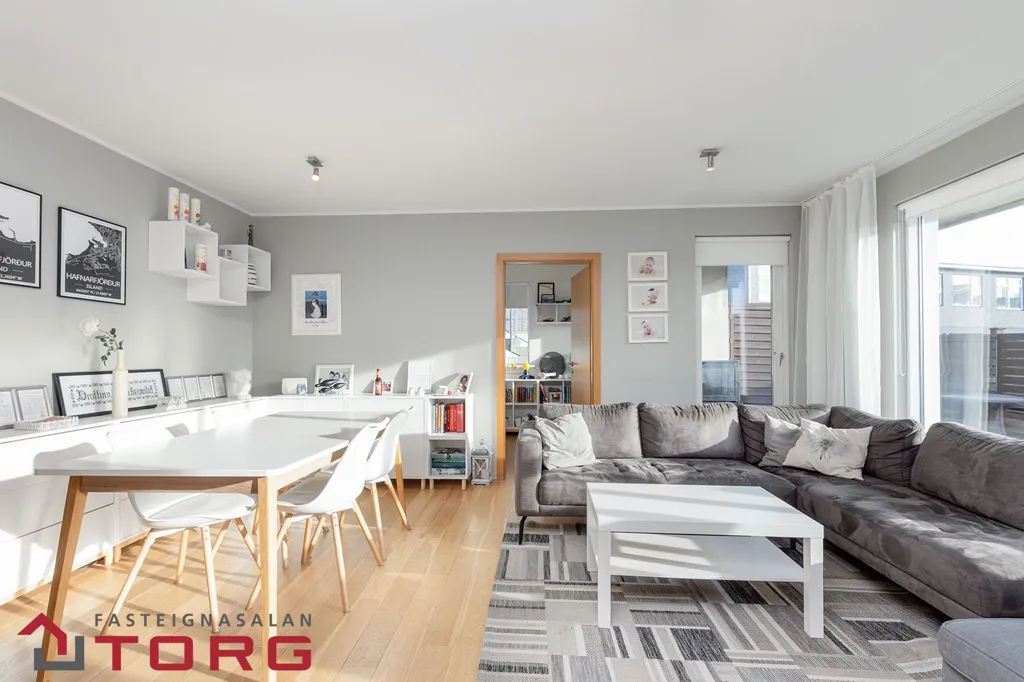 Séjour - Appartement 5 pièces à Hafnarfjörður