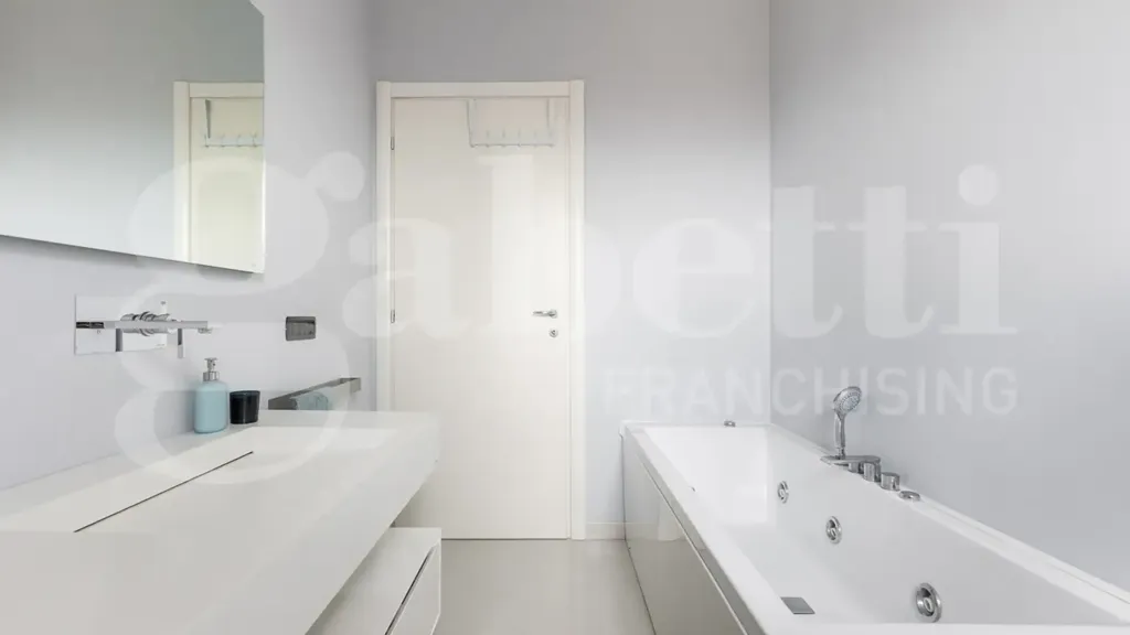 Appartement 4 pièces à IT