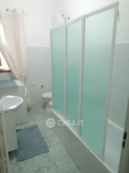 Salles de bain - Rented Apartment with Balcony in Lavello