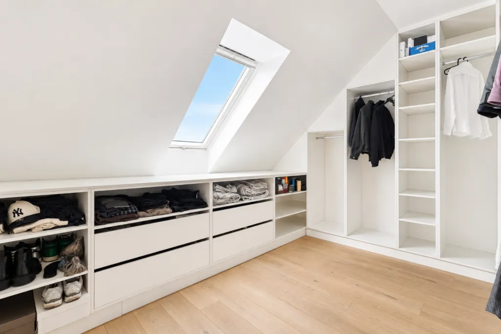 Toad - Fully Renovated House with Solar Panels in Idegem