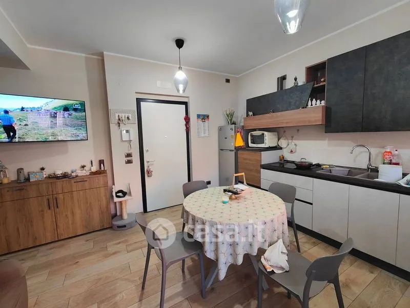Salle à manger - Modern Apartment with Terrace in Macchia Romana