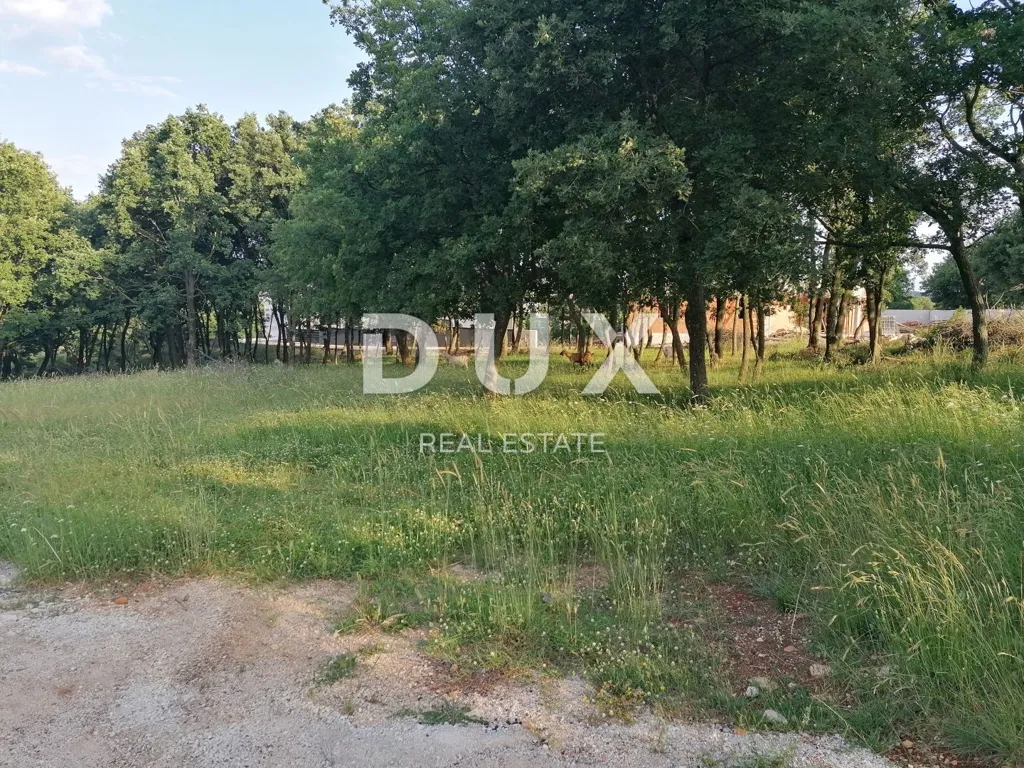 Aed - Building Plot with Sea View in Medulin