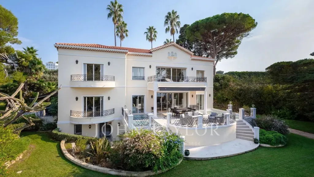 Exterior - 1930s Residence with Sea View in Cap d’Antibes
