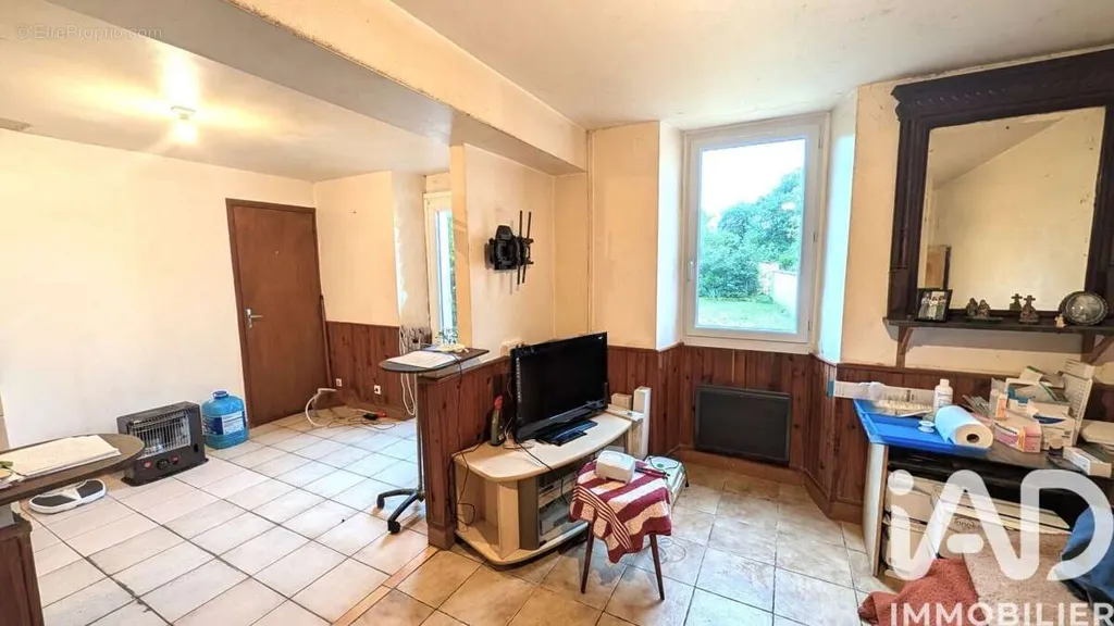 Appartement à Bussac-Foret