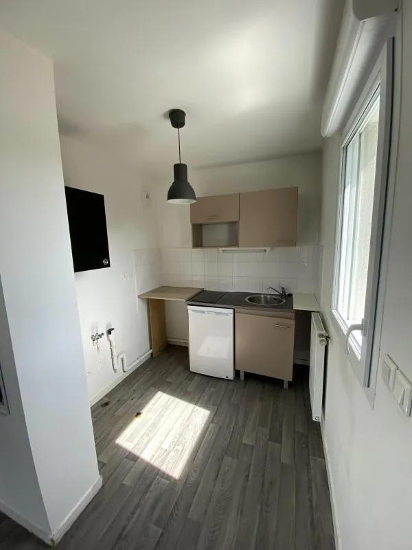 Cuisine - Appartement T2 avec Ascenseur à Saint-Herblain
