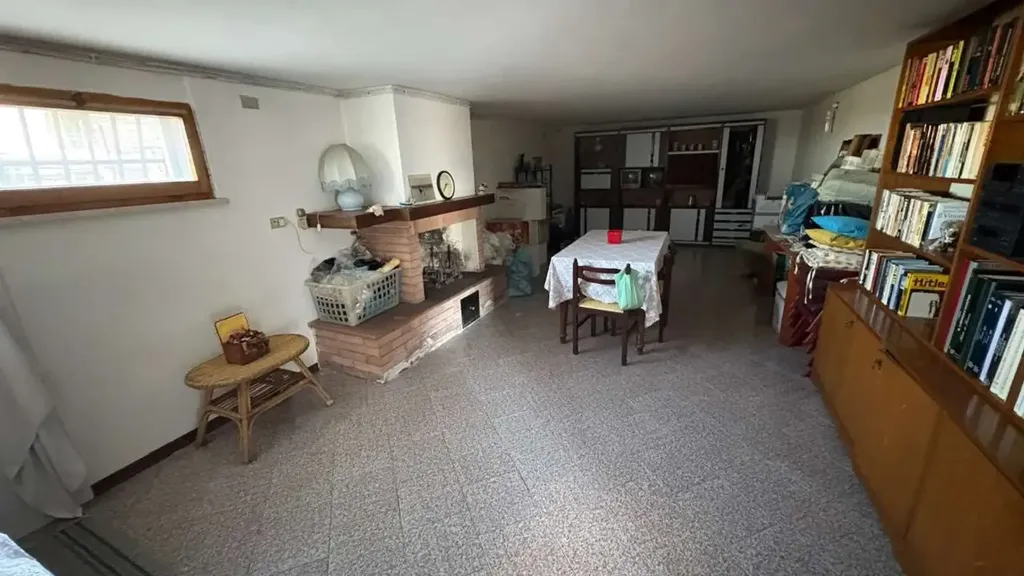 Dining Room - Bifamiliar Villa with Private Garden in Formignana