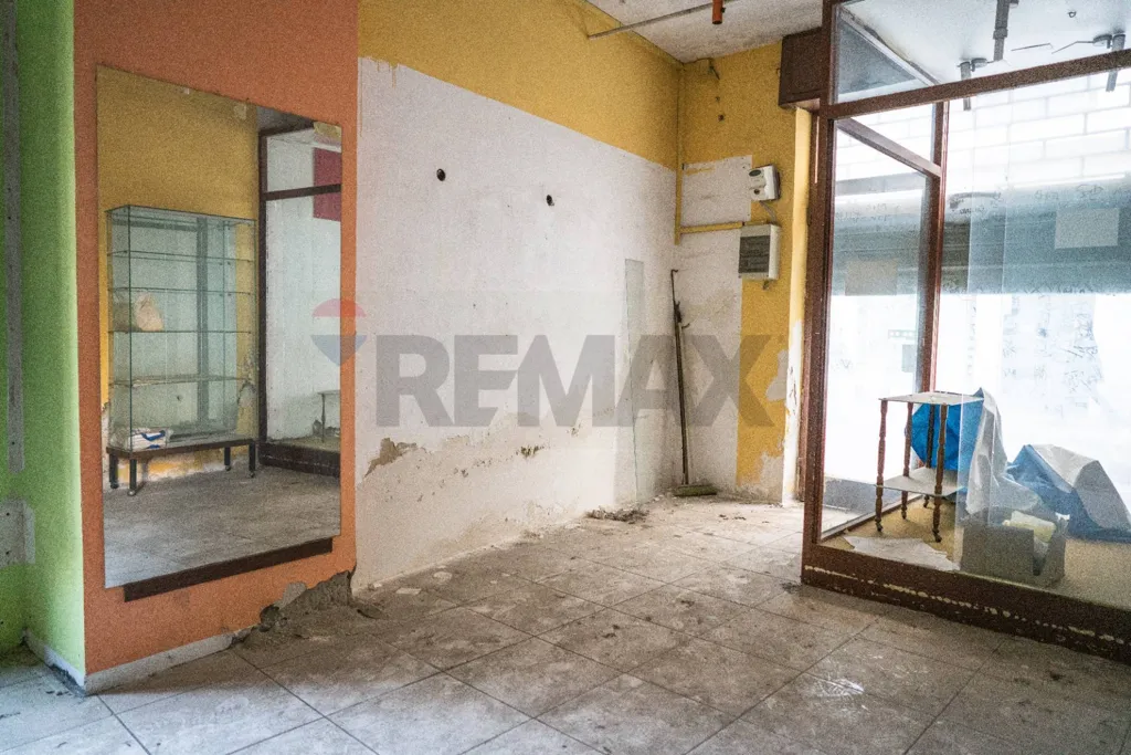 Toad - Commercial Property with Three Floors in Enna Alta