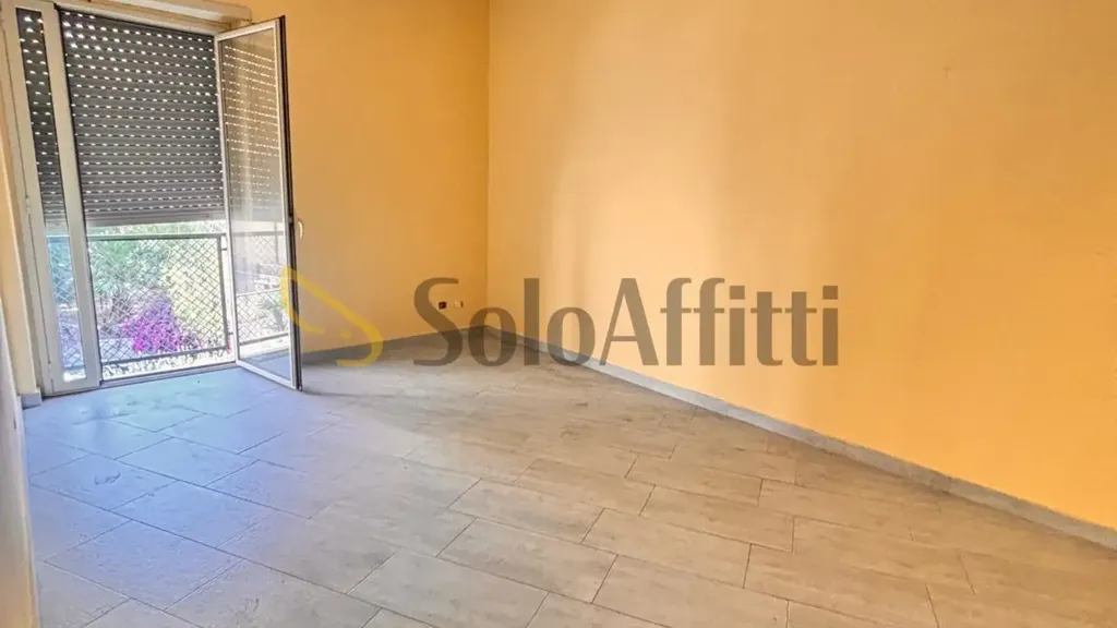 Pièces - Bright Apartment with Balcony in Catania Centre