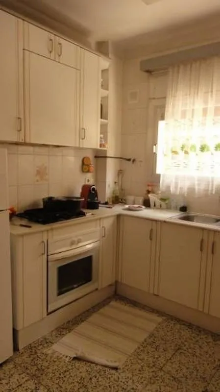 Cuisine - Luxury House with Terrace in Cornellà de Llobregat