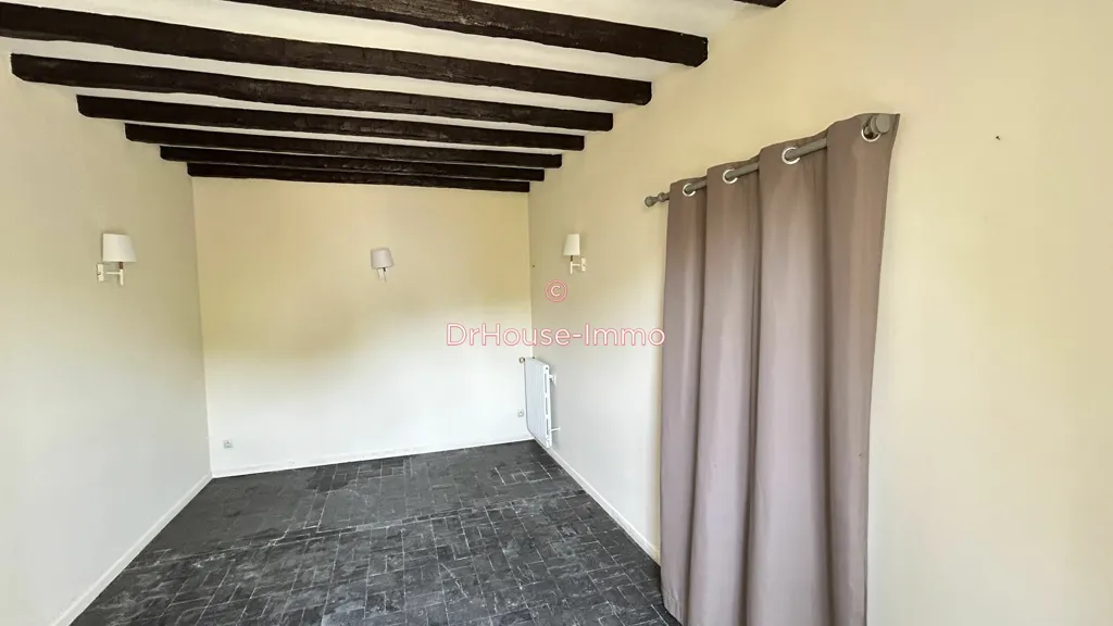 Toad - Renovation Project House with Garden in Saint-Germain-Laxis