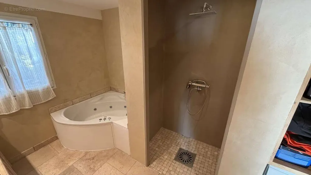 Vannitoad - Villa with Pool and Garden in Apt